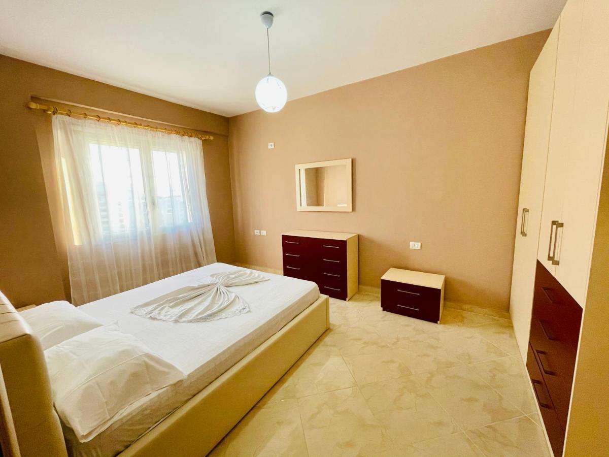 Jico Travel - Erjon Apartments Vlorë Exteriör bild