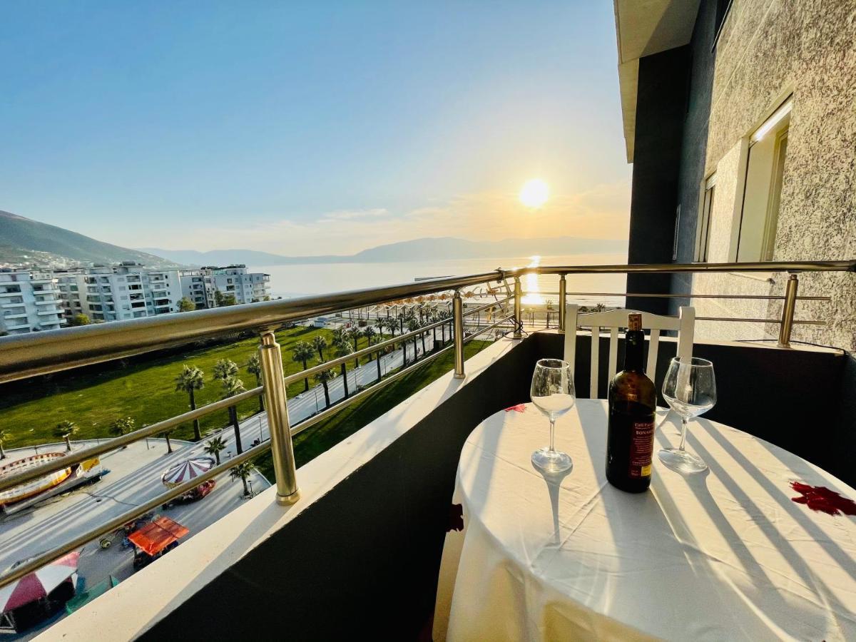 Jico Travel - Erjon Apartments Vlorë Exteriör bild
