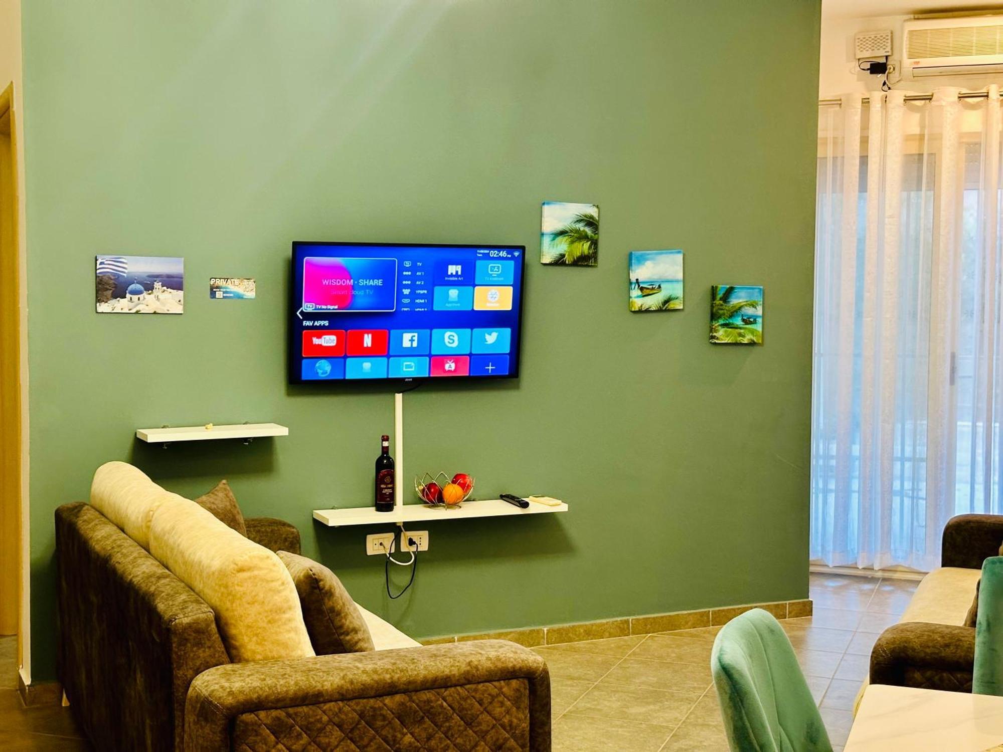 Jico Travel - Erjon Apartments Vlorë Rum bild