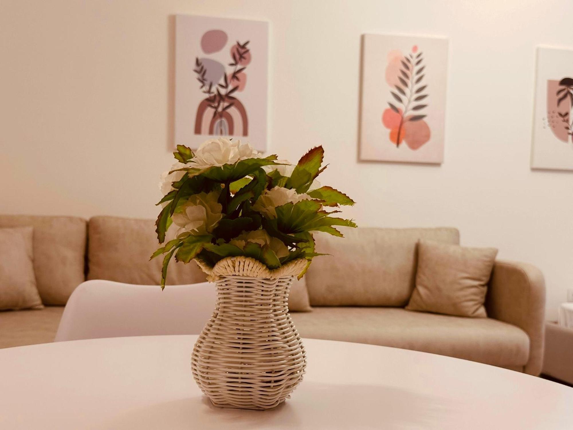 Jico Travel - Erjon Apartments Vlorë Exteriör bild